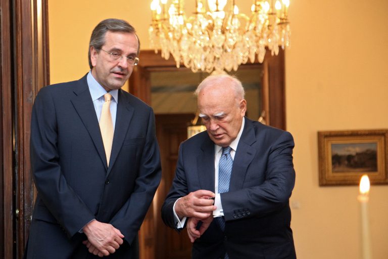 Επιστολή θα δώσει ο πρωθυπουργός στον Κ. Παπούλια για να τη μεταφέρει στους ευρωπαίους ηγέτες – Τα τρία σημεία της επιστολής | Newsit.gr Επιστολή θα δώσει ο πρωθυπουργός στον Κ. Παπούλια για να τη μεταφέρει στους ευρωπαίους ηγέτες – Τα τρία σημεία της επιστολής | Newsit.gr