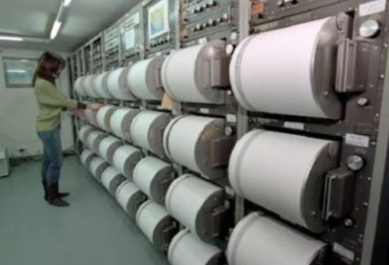Σεισμική δόνηση 3, 2 Ρίχτερ στην Πάτρα | Newsit.gr Σεισμική δόνηση 3, 2 Ρίχτερ στην Πάτρα | Newsit.gr