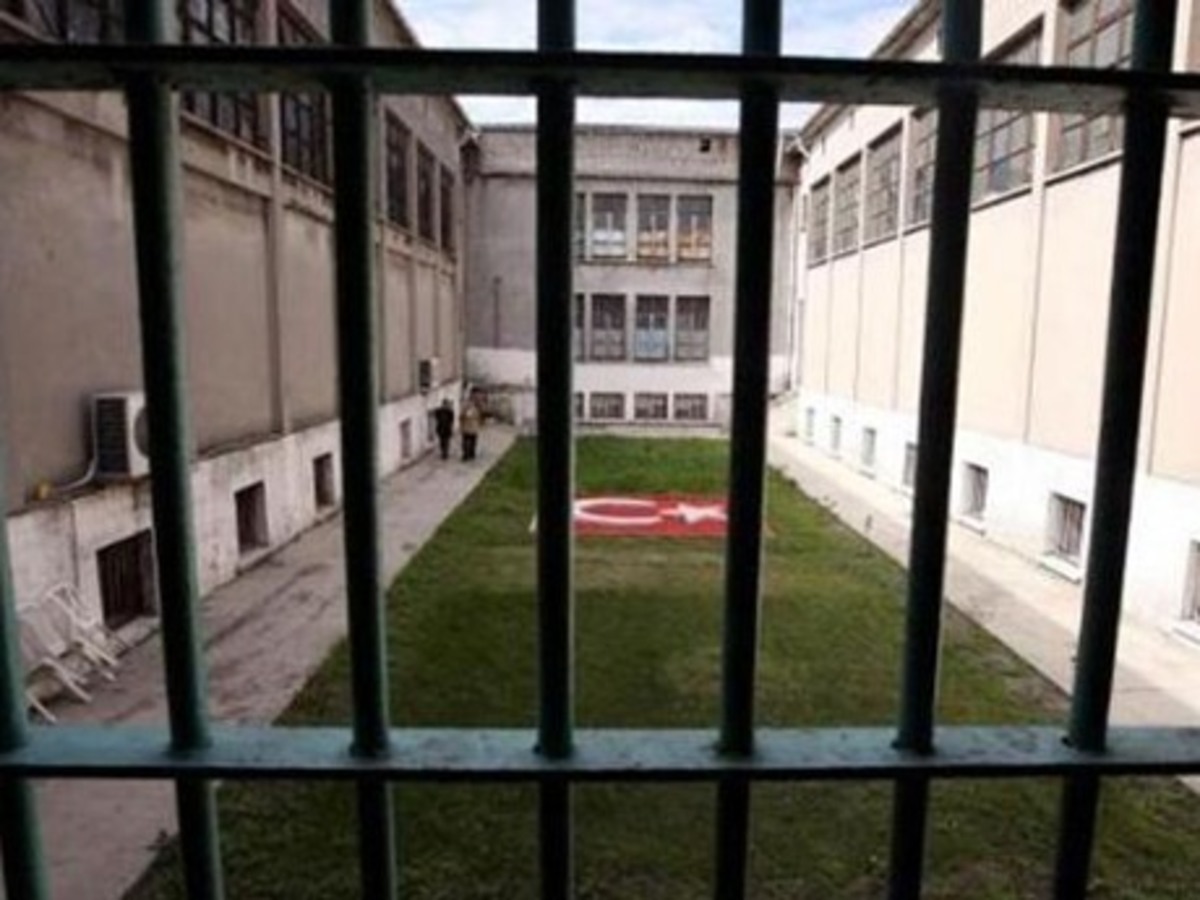 19χρονη φοιτήτρια κρατείται στην Τουρκία ως ύποπτη για συμμετοχή σε τρομοκρατική οργάνωση | Newsit.gr 19χρονη φοιτήτρια κρατείται στην Τουρκία ως ύποπτη για συμμετοχή σε τρομοκρατική οργάνωση | Newsit.gr