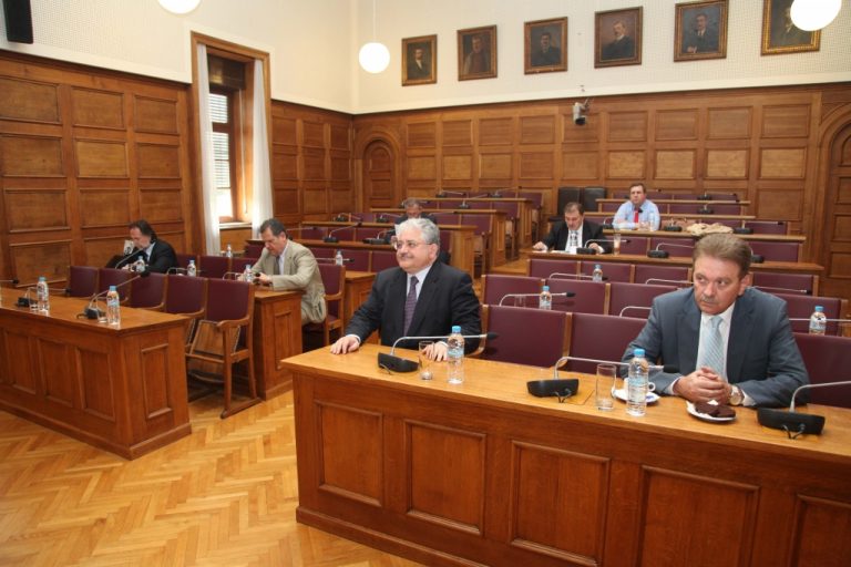 Siemens: Κάθε μέρα κι άλλες διαρροές – Συγκάλυψη ή πολιτικό παιχνίδι; | Newsit.gr Siemens: Κάθε μέρα κι άλλες διαρροές – Συγκάλυψη ή πολιτικό παιχνίδι; | Newsit.gr