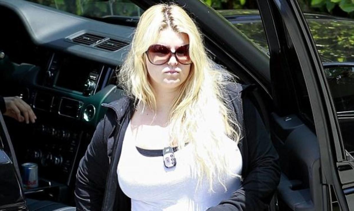 Αγνώριστη η Jessica Simpson – Σε εντατικό πρόγραμμα γυμναστικής για να χάσει 25 κιλά | Newsit.gr Αγνώριστη η Jessica Simpson – Σε εντατικό πρόγραμμα γυμναστικής για να χάσει 25 κιλά | Newsit.gr