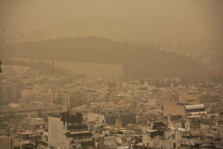 Επανέρχεται η αφρικανική σκόνη το Σάββατο | Newsit.gr Επανέρχεται η αφρικανική σκόνη το Σάββατο | Newsit.gr