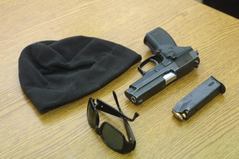 Απέδρασε από τις φυλακές της Αυστρίας και… ρήμαξε τα μαγαζιά στην Αργολίδα! | Newsit.gr Απέδρασε από τις φυλακές της Αυστρίας και… ρήμαξε τα μαγαζιά στην Αργολίδα! | Newsit.gr