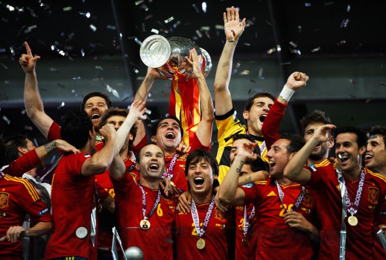 ΑΘΛΗΤΙΚΗ ΑΝΑΣΚΟΠΗΣΗ 2012: Με… φούρια ρόχας (photos+videos) | Newsit.gr ΑΘΛΗΤΙΚΗ ΑΝΑΣΚΟΠΗΣΗ 2012: Με… φούρια ρόχας (photos+videos) | Newsit.gr
