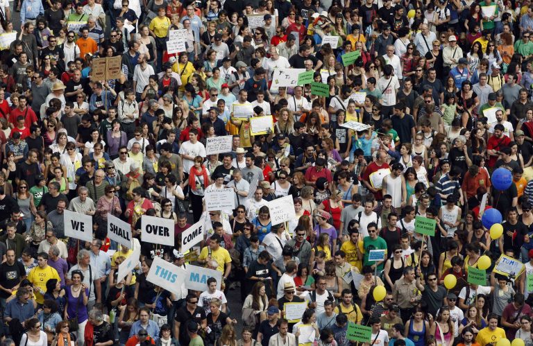 Η επέτειος των αγανακτισμένων στην Ισπανία – ΦΩΤΟ | Newsit.gr Η επέτειος των αγανακτισμένων στην Ισπανία – ΦΩΤΟ | Newsit.gr