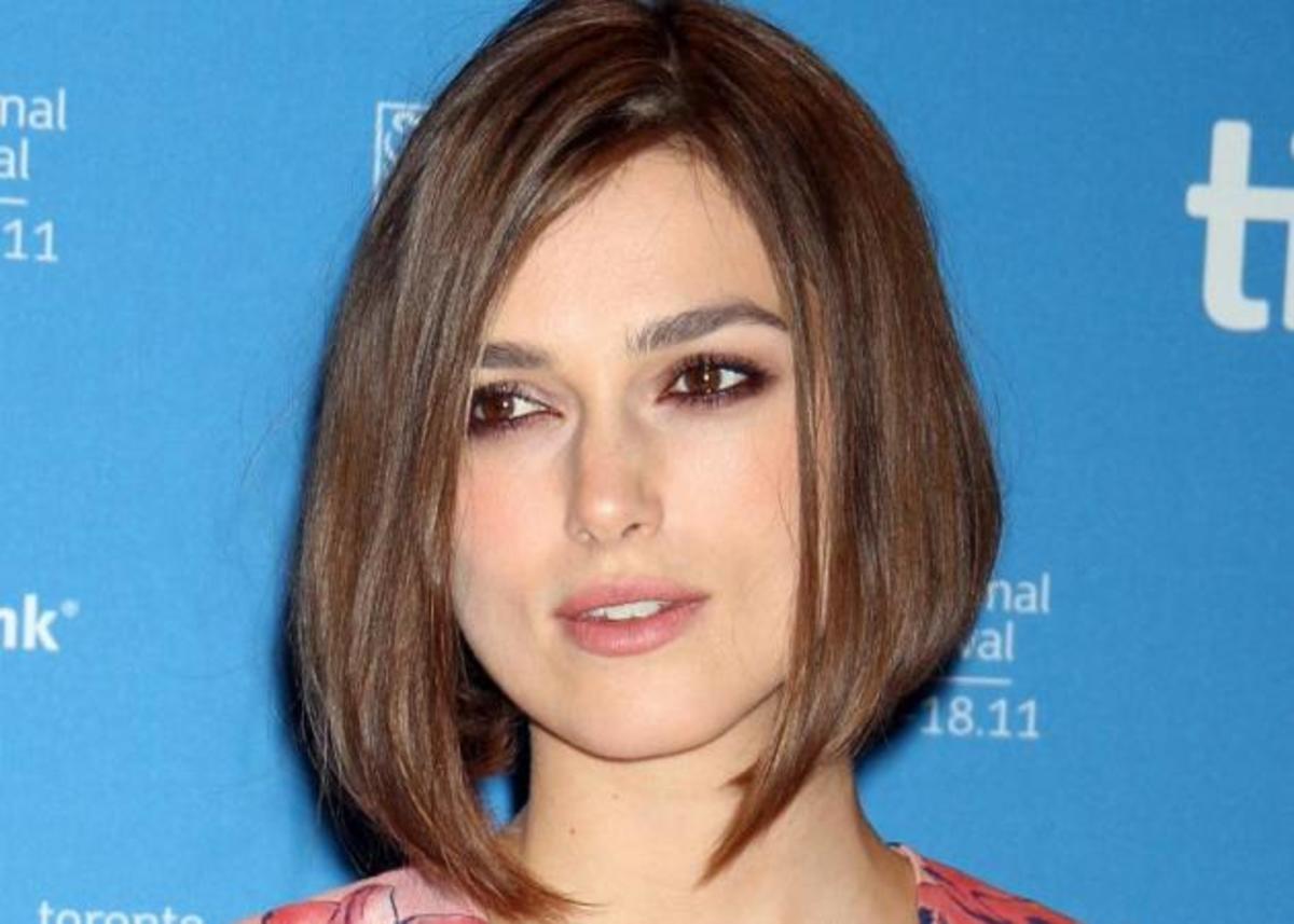 Κακιά συνήθεια! Η Keira Knightley παραδέχεται ότι σπάει τα σπυράκια της! Εσύ το κάνεις; | Newsit.gr Κακιά συνήθεια! Η Keira Knightley παραδέχεται ότι σπάει τα σπυράκια της! Εσύ το κάνεις; | Newsit.gr