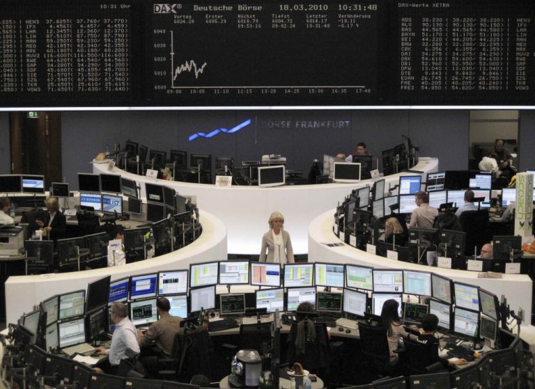 Κατρακυλάει το spread | Newsit.gr Κατρακυλάει το spread | Newsit.gr
