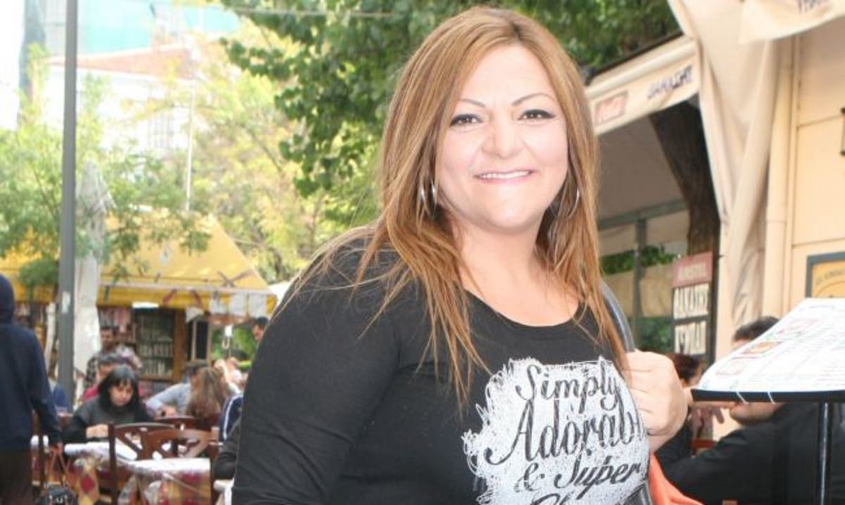 Η Βίκυ Σταυροπούλου σκοπεύει… να μας τρελάνει! | Newsit.gr Η Βίκυ Σταυροπούλου σκοπεύει… να μας τρελάνει! | Newsit.gr