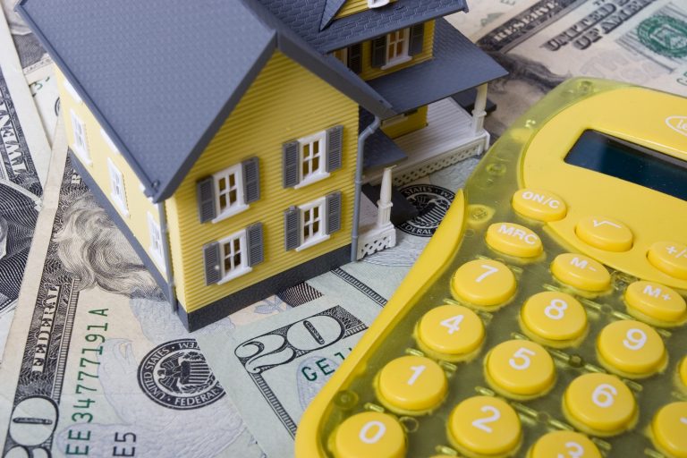Αυξήθηκαν τα επιτόκια τον Οκτώβρη | Newsit.gr Αυξήθηκαν τα επιτόκια τον Οκτώβρη | Newsit.gr