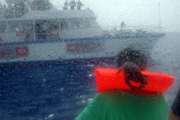 Ανάγκασαν τον στολίσκο για τη Γάζα να επιστρέψει στο λιμάνι | Newsit.gr Ανάγκασαν τον στολίσκο για τη Γάζα να επιστρέψει στο λιμάνι | Newsit.gr