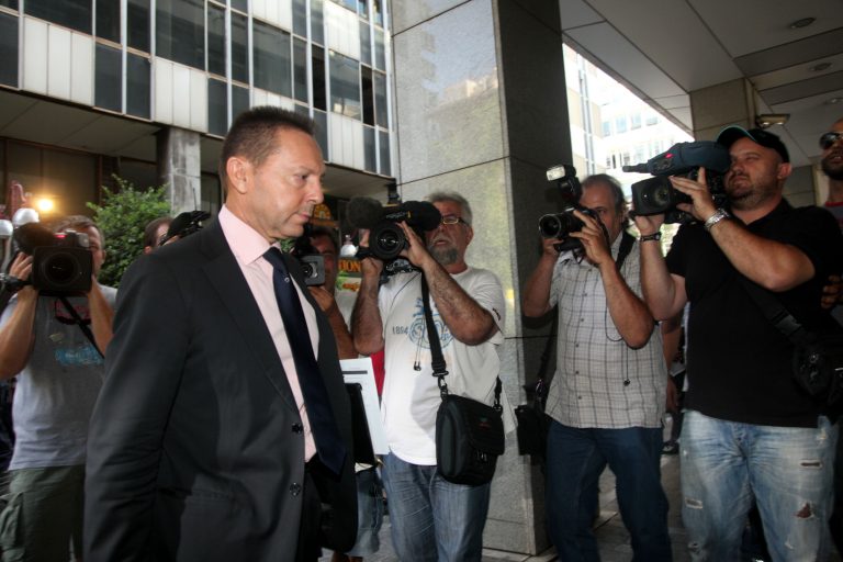 Έξαλλος με τους τροϊκανούς ο Στουρνάρας: Δε μπορώ να συνεννοηθώ μαζί τους | Newsit.gr Έξαλλος με τους τροϊκανούς ο Στουρνάρας: Δε μπορώ να συνεννοηθώ μαζί τους | Newsit.gr