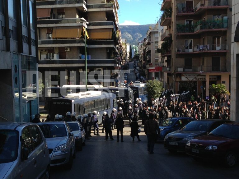 Ολοκληρώθηκε η αντιφασιστική πορεία στους Αμπελόκηπους – ΦΩΤΟ | Newsit.gr Ολοκληρώθηκε η αντιφασιστική πορεία στους Αμπελόκηπους – ΦΩΤΟ | Newsit.gr