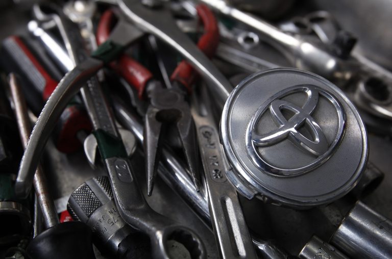Ανακαλεί 7,43 εκατ. αυτοκίνητα παγκοσμίως η Toyota! | Newsit.gr Ανακαλεί 7,43 εκατ. αυτοκίνητα παγκοσμίως η Toyota! | Newsit.gr
