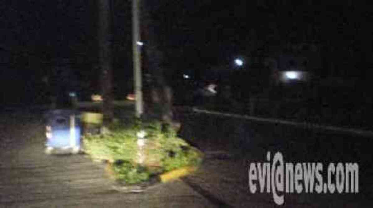 Χαλκίδα:Αυτοκίνητο σκότωσε τη γιαγιά και τραυμάτισε το 4χρονο εγγονάκι της! | Newsit.gr Χαλκίδα:Αυτοκίνητο σκότωσε τη γιαγιά και τραυμάτισε το 4χρονο εγγονάκι της! | Newsit.gr