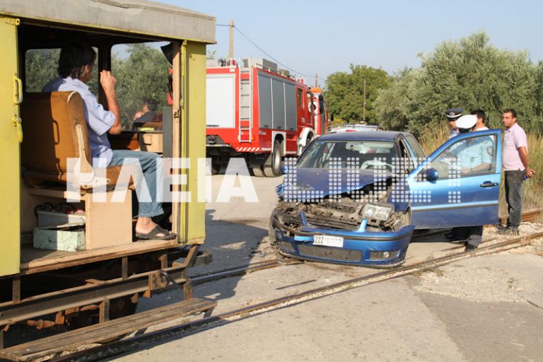Αιματηρή σύγκρουση τρένου με αυτοκίνητο- Δείτε φωτό και βίντεο! | Newsit.gr Αιματηρή σύγκρουση τρένου με αυτοκίνητο- Δείτε φωτό και βίντεο! | Newsit.gr