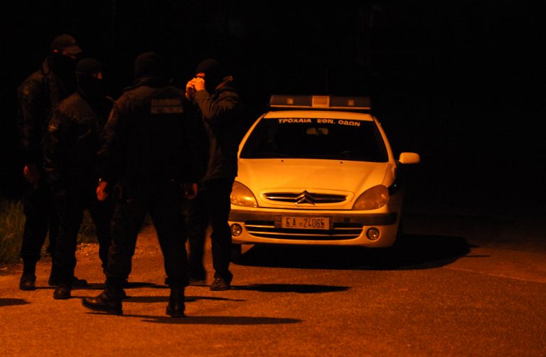 “Πόλεμος” στις φυλακές Τρικάλων – Τουλάχιστον 11 κρατούμενοι απέδρασαν – ΒΙΝΤΕΟ | Newsit.gr “Πόλεμος” στις φυλακές Τρικάλων – Τουλάχιστον 11 κρατούμενοι απέδρασαν – ΒΙΝΤΕΟ | Newsit.gr