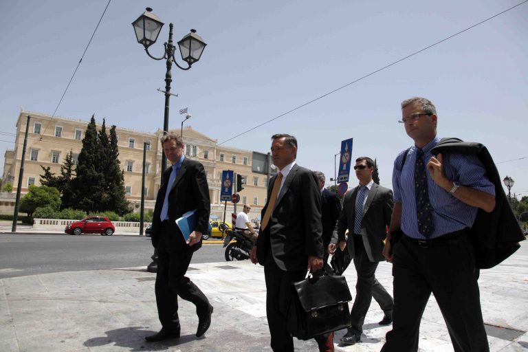 Η τρόικα ετοιμάζει «βαλίτσες» για να βρεθεί με τη νέα κυβέρνηση | Newsit.gr Η τρόικα ετοιμάζει «βαλίτσες» για να βρεθεί με τη νέα κυβέρνηση | Newsit.gr