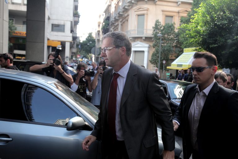Σε εξέλιξη η νέα συνάντηση Στουρνάρα – τρόικας | Newsit.gr Σε εξέλιξη η νέα συνάντηση Στουρνάρα – τρόικας | Newsit.gr