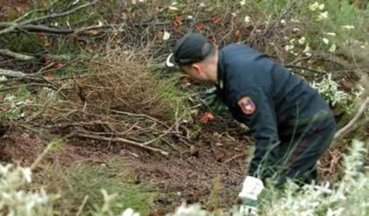 Φθιώτιδα: Ο περίπατος του τρόμου- Βρήκε κρανίο και μέλη σώματος σε αποσύνθεση! | Newsit.gr Φθιώτιδα: Ο περίπατος του τρόμου- Βρήκε κρανίο και μέλη σώματος σε αποσύνθεση! | Newsit.gr