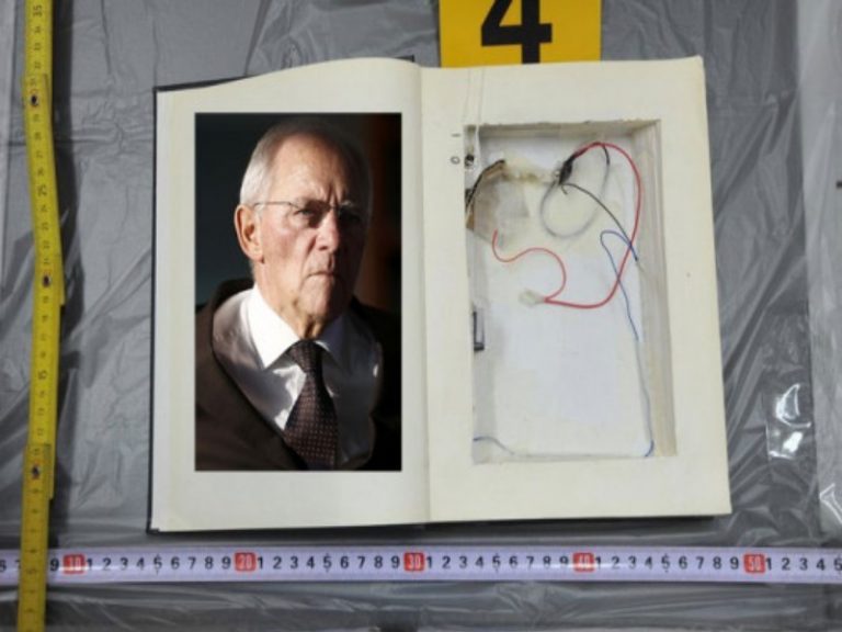 Νέος συναγερμός! Εντοπίστηκαν 8 τρομο – πακέτα στο Κρυονέρι | Newsit.gr Νέος συναγερμός! Εντοπίστηκαν 8 τρομο – πακέτα στο Κρυονέρι | Newsit.gr
