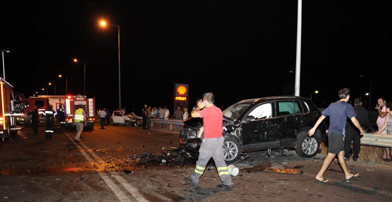 Θανατηφόρο τροχαίο με δύο νεκρούς στο κέντρο της Θεσσαλονίκης | Newsit.gr Θανατηφόρο τροχαίο με δύο νεκρούς στο κέντρο της Θεσσαλονίκης | Newsit.gr