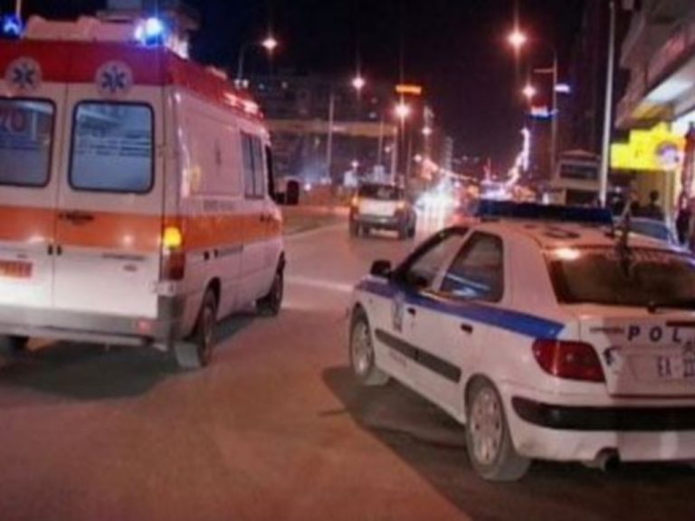 Ρέθυμνο: Aσθενοφόρο του ΕΚΑΒ συγκρούστηκε με τουριστικό | Newsit.gr Ρέθυμνο: Aσθενοφόρο του ΕΚΑΒ συγκρούστηκε με τουριστικό | Newsit.gr