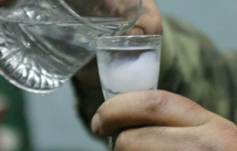 Πιερία: 4η Γιορτή Τσίπουρου στη Μεσαία Μηλιά | Newsit.gr Πιερία: 4η Γιορτή Τσίπουρου στη Μεσαία Μηλιά | Newsit.gr
