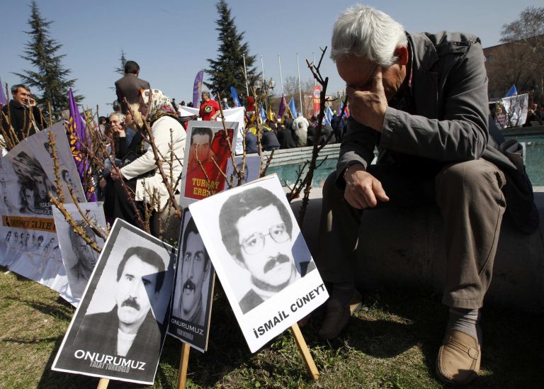 Τουρκία: Αναβλήθηκε η δίκη των παραξικοματιών του 1980 | Newsit.gr Τουρκία: Αναβλήθηκε η δίκη των παραξικοματιών του 1980 | Newsit.gr