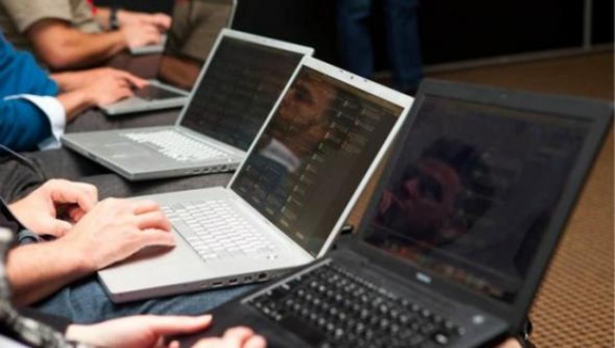 Διακοπή για την διαδικτυακή έκδοση του Tweetdeck! | Newsit.gr Διακοπή για την διαδικτυακή έκδοση του Tweetdeck! | Newsit.gr