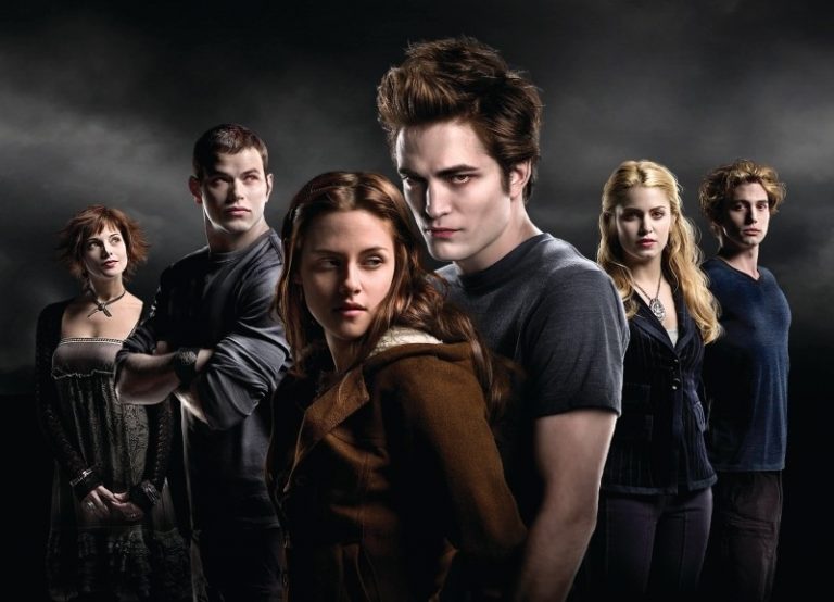 Θαυμαστές του Twilight: Υπομονή έως το 2012! | Newsit.gr Θαυμαστές του Twilight: Υπομονή έως το 2012! | Newsit.gr