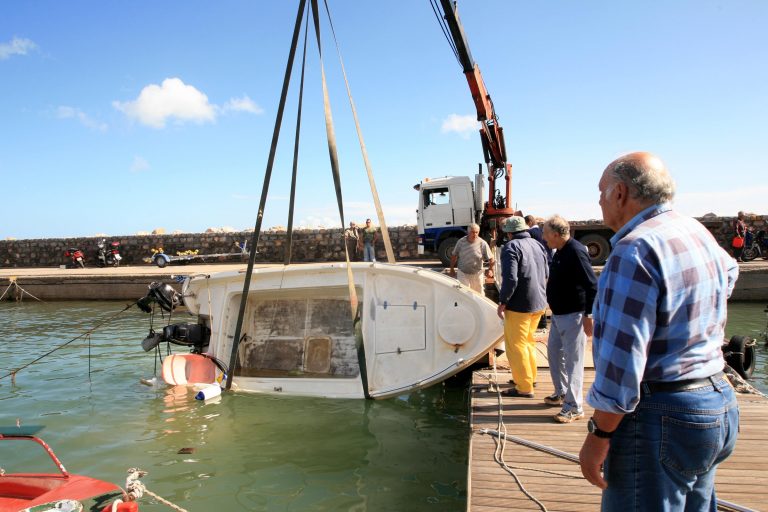 Πηνειός: Έρευνες για τον εντοπισμό αγνοούμενου ψαρά | Newsit.gr Πηνειός: Έρευνες για τον εντοπισμό αγνοούμενου ψαρά | Newsit.gr