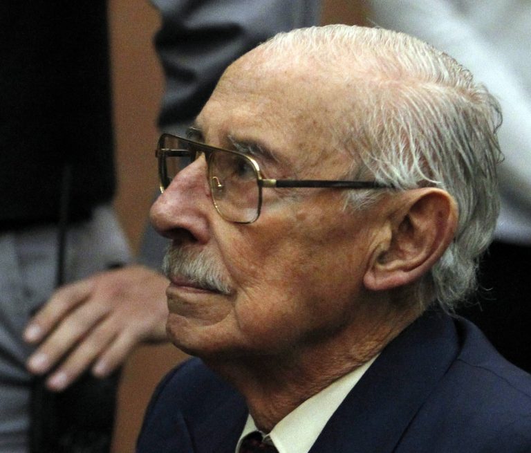 Αργεντινή: Καταδικάστηκε για απαγωγή βρεφών ο Βιντέλα | Newsit.gr Αργεντινή: Καταδικάστηκε για απαγωγή βρεφών ο Βιντέλα | Newsit.gr