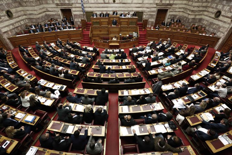 Καταλληλότερος ο Σαμαράς, παράσταση νίκης στον ΣΥΡΙΖΑ, πέφτει η Χρυσή Αυγή | Newsit.gr Καταλληλότερος ο Σαμαράς, παράσταση νίκης στον ΣΥΡΙΖΑ, πέφτει η Χρυσή Αυγή | Newsit.gr