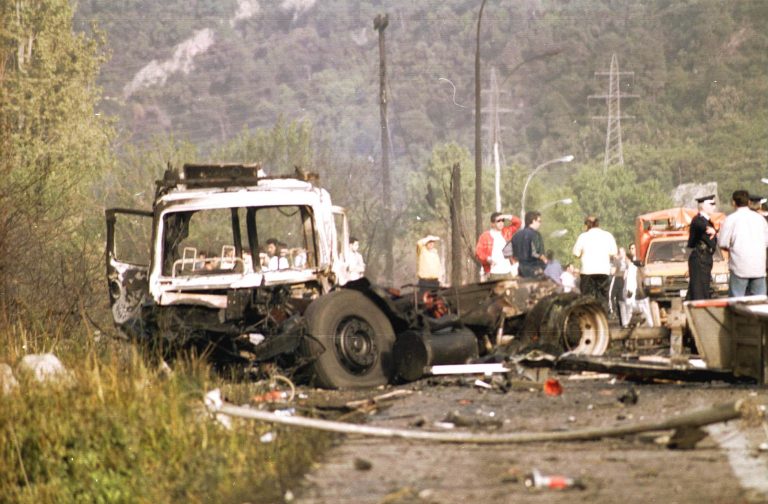 12 χρόνια από την τραγωδία στα Καμμένα Βούρλα | Newsit.gr 12 χρόνια από την τραγωδία στα Καμμένα Βούρλα | Newsit.gr