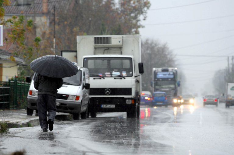 Βροχερός και το Σαββατοκύριακο ο καιρός – Έρχονται και χιόνια στα ορεινά | Newsit.gr Βροχερός και το Σαββατοκύριακο ο καιρός – Έρχονται και χιόνια στα ορεινά | Newsit.gr