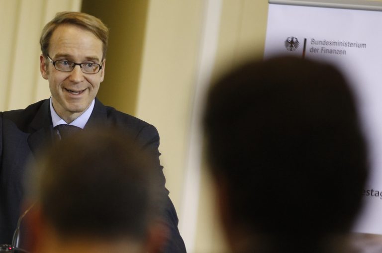 Πρόεδρος Bundesbank: Αν βγείτε από το Μνημόνιο, λεφτά τέλος! | Newsit.gr Πρόεδρος Bundesbank: Αν βγείτε από το Μνημόνιο, λεφτά τέλος! | Newsit.gr