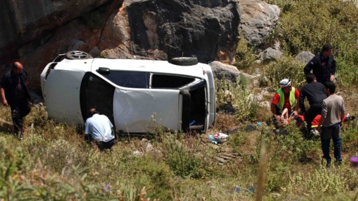 Χανιά: Μεθυσμένος οδηγός »βούτηξε» σε χαράδρα 50 μέτρων! | Newsit.gr Χανιά: Μεθυσμένος οδηγός »βούτηξε» σε χαράδρα 50 μέτρων! | Newsit.gr