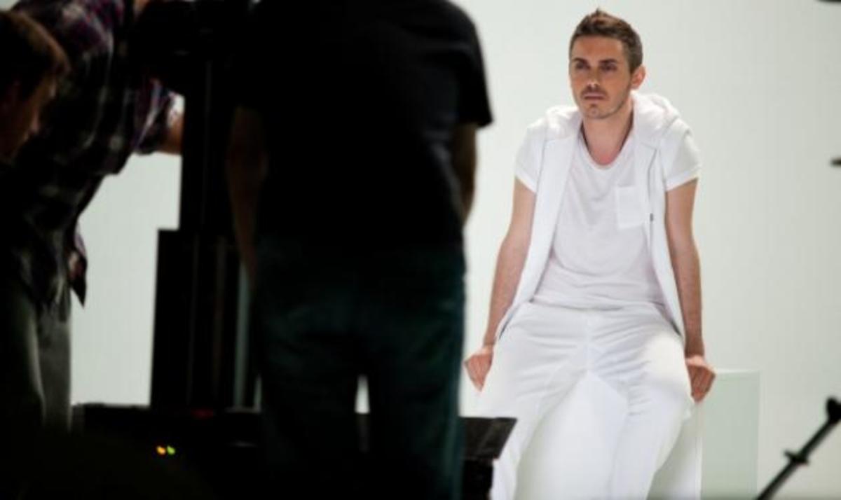 To νέο video του Μ. Χατζηγιάννη και backstage φωτογραφίες! | Newsit.gr To νέο video του Μ. Χατζηγιάννη και backstage φωτογραφίες! | Newsit.gr