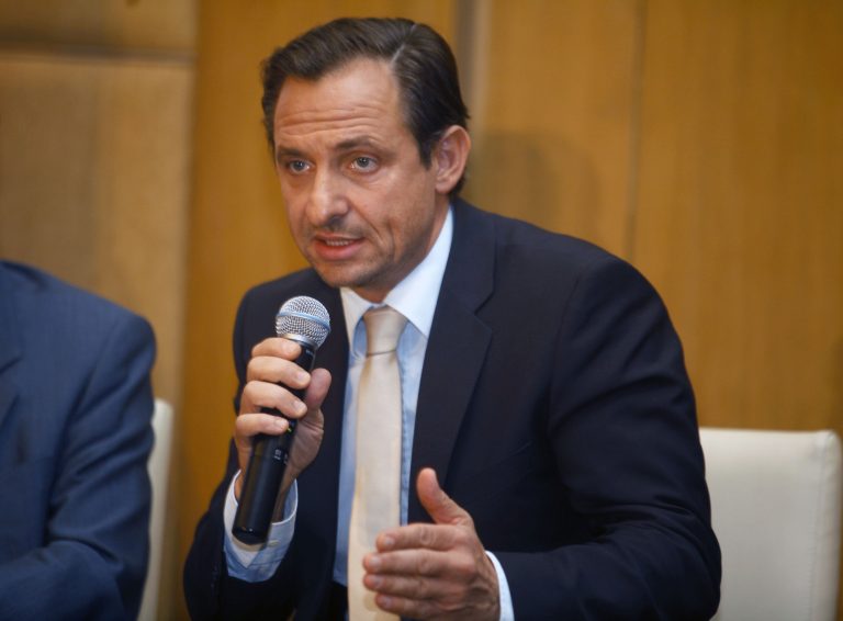 Ο Χατζημαρκάκης καλεί τους γερμανούς βουλευτές να κάνουν διακοπές στην Ελλάδα | Newsit.gr Ο Χατζημαρκάκης καλεί τους γερμανούς βουλευτές να κάνουν διακοπές στην Ελλάδα | Newsit.gr