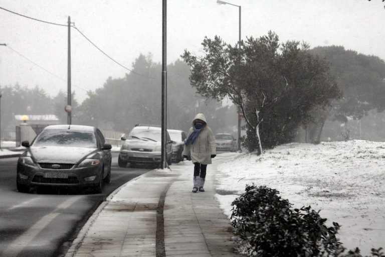 Χιονόπτωση και… προβλήματα στους δρόμους της δυτικής και βόρειας Ελλάδας | Newsit.gr Χιονόπτωση και… προβλήματα στους δρόμους της δυτικής και βόρειας Ελλάδας | Newsit.gr