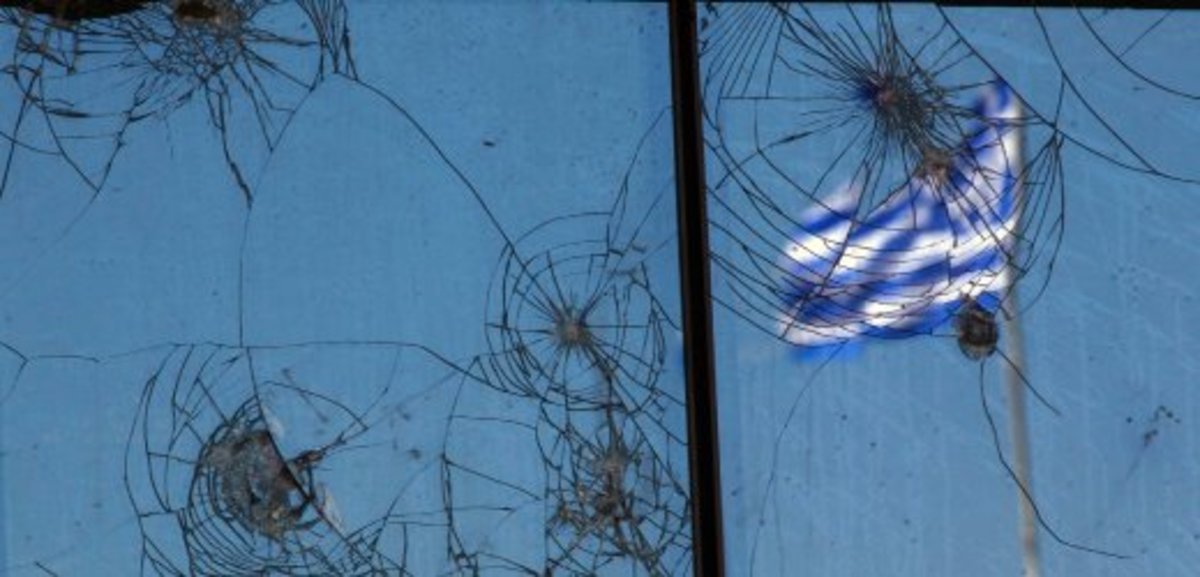 BBC : Οι Έλληνες προτιμούν το χάος από τη λιτότητα | Newsit.gr BBC : Οι Έλληνες προτιμούν το χάος από τη λιτότητα | Newsit.gr