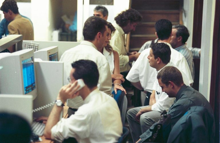 Εκρηξη ανόδου πάνω από 7% στο ΧΑ! Μεγάλη πτώση στα spreads | Newsit.gr Εκρηξη ανόδου πάνω από 7% στο ΧΑ! Μεγάλη πτώση στα spreads | Newsit.gr