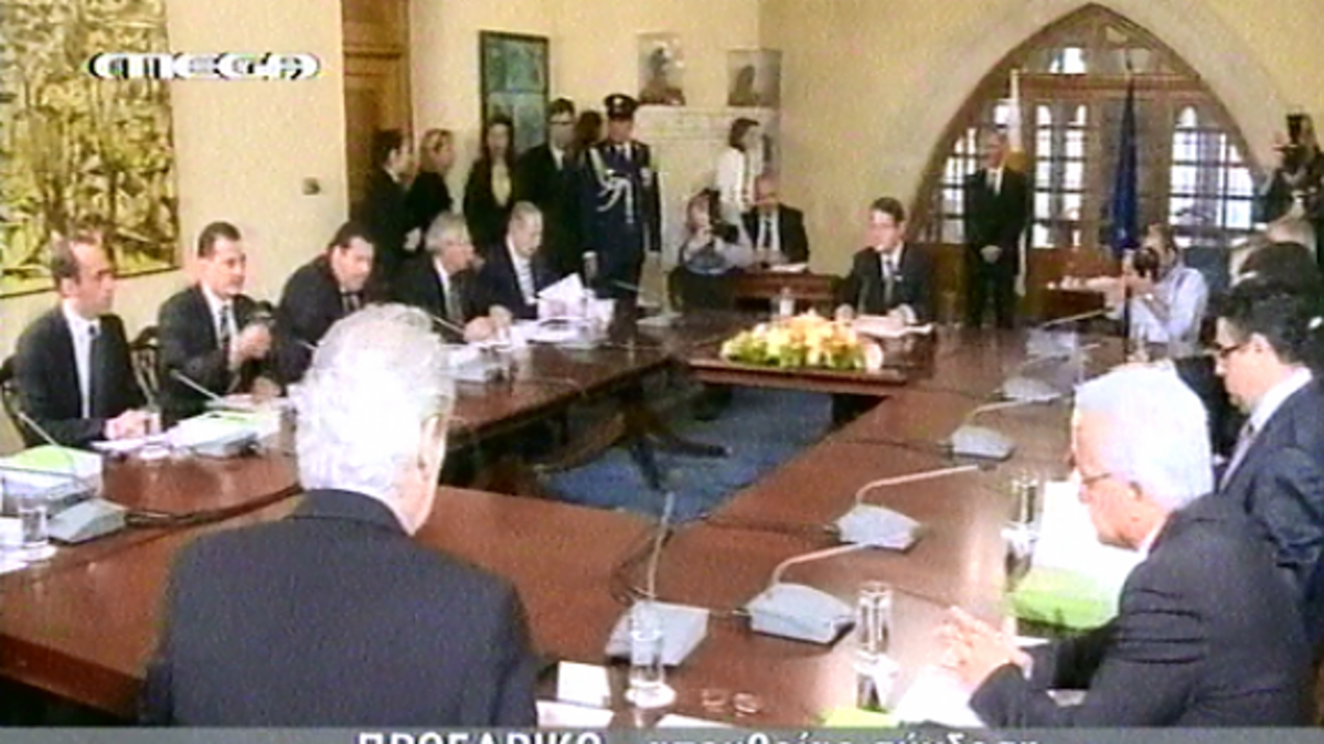 Ορκίστηκε η νέα κυβέρνηση της Κύπρου – Υπέγραψαν κώδικα δεοντολογίας οι νέοι υπουργοί | Newsit.gr Ορκίστηκε η νέα κυβέρνηση της Κύπρου – Υπέγραψαν κώδικα δεοντολογίας οι νέοι υπουργοί | Newsit.gr