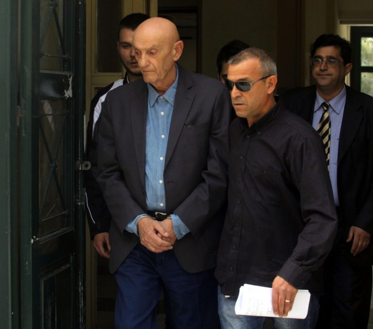 Αίτηση αποφυλάκισης από τον Ζήγρα με καταγγελίες κατά των δικαστικών αρχών | Newsit.gr Αίτηση αποφυλάκισης από τον Ζήγρα με καταγγελίες κατά των δικαστικών αρχών | Newsit.gr