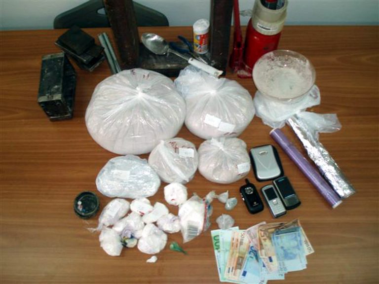 Καλαμάτα: Συλλήψεις… μαζεμένες! | Newsit.gr Καλαμάτα: Συλλήψεις… μαζεμένες! | Newsit.gr