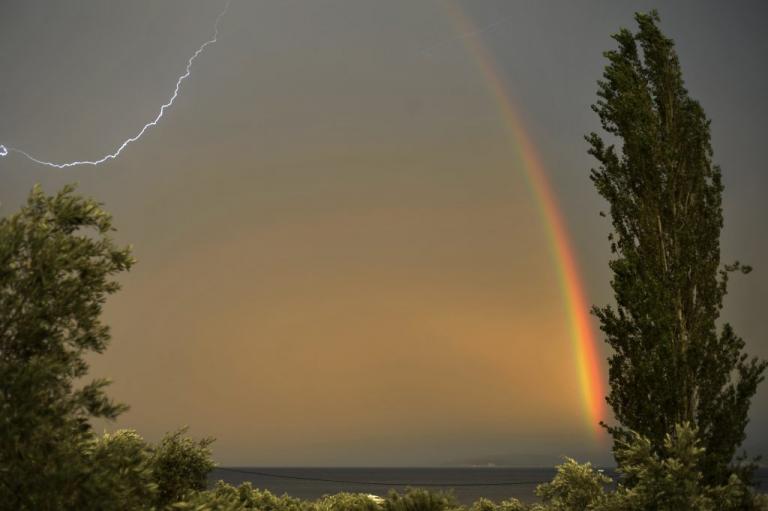 Καιρός – Έκτακτο δελτίο επιδείνωσης: Βροχές, καταιγίδες και δυνατοί άνεμοι | Newsit.gr