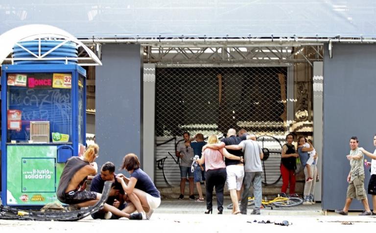 Επίθεση στη Βαρκελώνη: «Ούρλιαζε για τα παιδιά της» – Σοκαριστική μαρτυρία | Newsit.gr Επίθεση στη Βαρκελώνη: «Ούρλιαζε για τα παιδιά της» – Σοκαριστική μαρτυρία | Newsit.gr