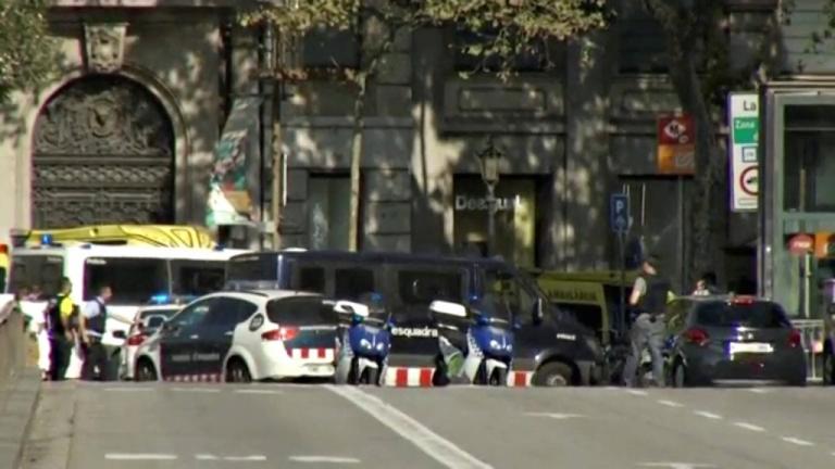 Βαρκελώνη – Τρομοκρατική επίθεση: Τρεις Έλληνες ανάμεσα στους τραυματίες | Newsit.gr Βαρκελώνη – Τρομοκρατική επίθεση: Τρεις Έλληνες ανάμεσα στους τραυματίες | Newsit.gr