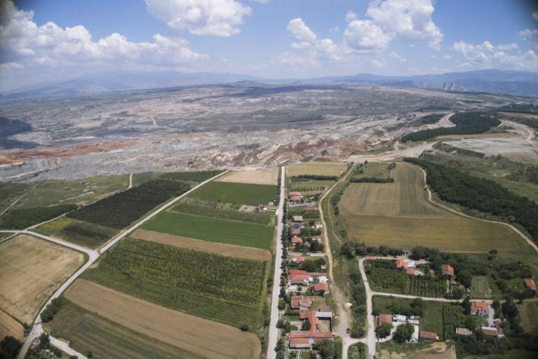 Φλώρινα: Προειδοποίηση Λέκκα για εκκένωση του χωριού Ανάργυροι – «Νέα ρήγματα στον οικισμό»! | Newsit.gr Φλώρινα: Προειδοποίηση Λέκκα για εκκένωση του χωριού Ανάργυροι – «Νέα ρήγματα στον οικισμό»! | Newsit.gr