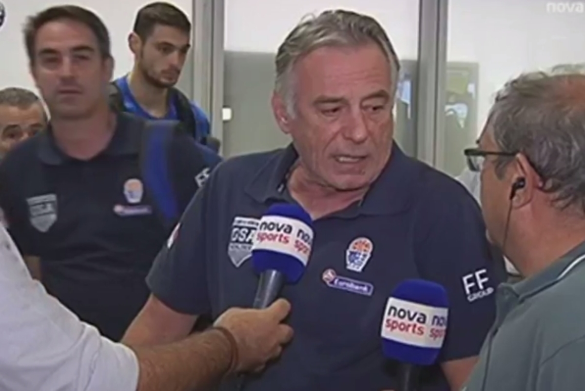 Εθνική Ελλάδος: Επέστρεψε η «γαλανόλευκη»! Μίσσας: «Βλάπτει την υγεία» | Newsit.gr Εθνική Ελλάδος: Επέστρεψε η «γαλανόλευκη»! Μίσσας: «Βλάπτει την υγεία» | Newsit.gr